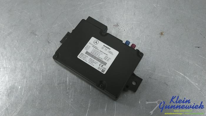 Begagnade Telefonmodul Mercedes C-Klasse Pris € 156,00 Marginaltabell erbjuds av Klein Gunnewiek Autodemontage & Motorentechniek