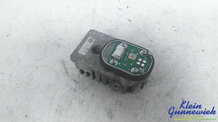 Używane Lampa LED Mercedes C-Klasse Cena € 33,00 Procedura marży oferowane przez Klein Gunnewiek Autodemontage & Motorentechniek