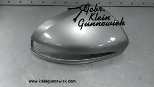Używane Obudowa lusterka prawego Mercedes C-Klasse Cena € 35,00 Procedura marży oferowane przez Gebr.Klein Gunnewiek Ho.BV