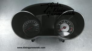 Usagé Instrument de bord Mercedes C-Klasse Prix € 445,00 Règlement à la marge proposé par Gebr.Klein Gunnewiek Ho.BV