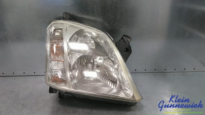 Używane Reflektor prawy Opel Meriva Cena € 35,00 Procedura marży oferowane przez Klein Gunnewiek Autodemontage & Motorentechniek