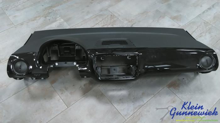 Używane Panel Volkswagen E-Up Cena € 359,00 Procedura marży oferowane przez Klein Gunnewiek Autodemontage & Motorentechniek