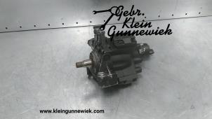 Used Mechanical fuel pump Renault Captur Price € 150,00 Margin scheme offered by Gebr.Klein Gunnewiek Ho.BV