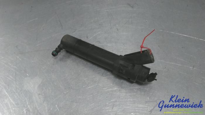 Używane Spryskiwacz reflektorów Volkswagen Scirocco Cena € 25,00 Procedura marży oferowane przez Klein Gunnewiek Autodemontage & Motorentechniek