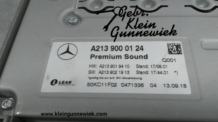 Radio amplifier from a Mercedes E-Klasse 2020