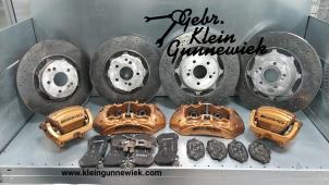 Gebrauchte Bremsen Set Komplett vorne + hinten Mercedes W210 Preis € 1.395,00 Margenregelung angeboten von Gebr.Klein Gunnewiek Ho.BV