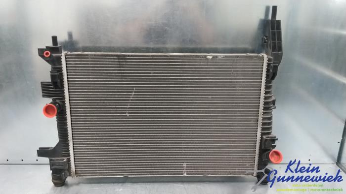 Used Radiator Ford Focus Price € 35,00 Margin scheme offered by Klein Gunnewiek Autodemontage & Motorentechniek