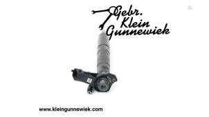 New Injector (diesel) Renault Laguna Price € 240,19 Inclusive VAT offered by Gebr.Klein Gunnewiek Ho.BV