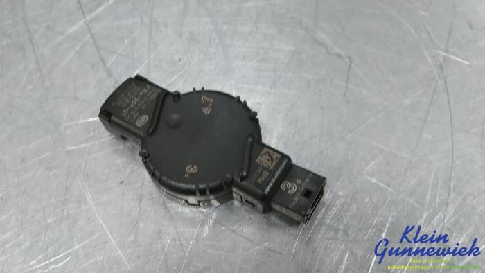Begagnade Regnsensor BMW 5-Serie Pris € 67,00 Marginaltabell erbjuds av Klein Gunnewiek Autodemontage & Motorentechniek