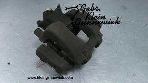 Used Front brake calliper, right BMW 3-Serie Price € 125,00 Margin scheme offered by Gebr.Klein Gunnewiek Ho.BV