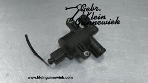 Used Electric heater valve Audi Q5 Price € 35,00 Margin scheme offered by Gebr.Klein Gunnewiek Ho.BV