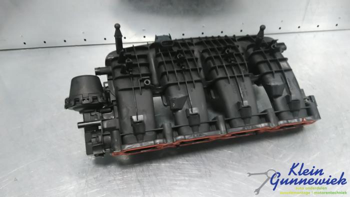 Używane Kolektor dolotowy Audi Q3 Cena € 106,00 Procedura marży oferowane przez Klein Gunnewiek Autodemontage & Motorentechniek