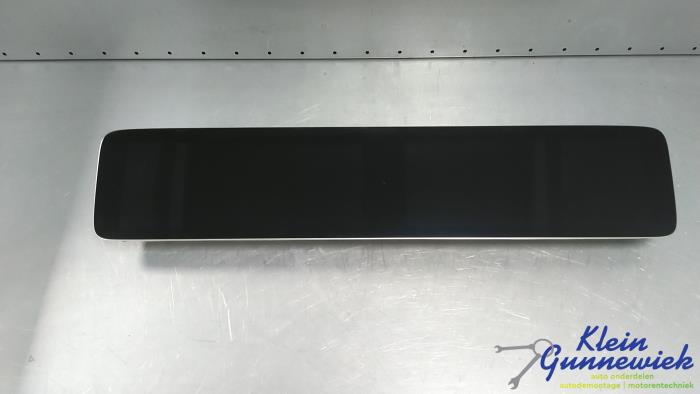 Begagnade Innerdisplay Mercedes E-Klasse Pris € 541,00 Marginaltabell erbjuds av Klein Gunnewiek Autodemontage & Motorentechniek