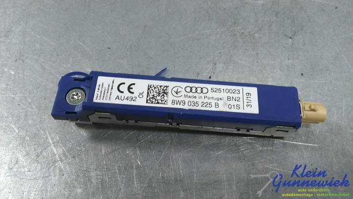 Używane Antena Audi A4 Cena € 20,00 Procedura marży oferowane przez Klein Gunnewiek Autodemontage & Motorentechniek