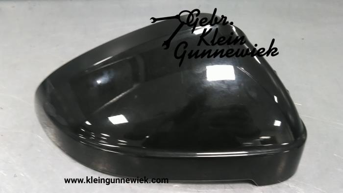 Mirror housing, right from a Audi A4 2020
