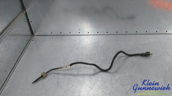 Usagé Sensor température d’échappement Mercedes E-Klasse Prix € 35,00 Règlement à la marge proposé par Klein Gunnewiek Autodemontage & Motorentechniek