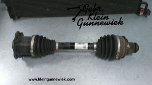 Used Front drive shaft, left Audi A4 Price € 145,00 Margin scheme offered by Gebr.Klein Gunnewiek Ho.BV