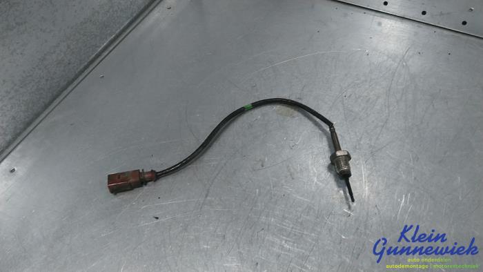 Usagé Sensor température d’échappement Volkswagen Transporter Prix € 22,00 Règlement à la marge proposé par Klein Gunnewiek Autodemontage & Motorentechniek