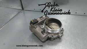 Used Throttle body Mercedes E-Klasse Price € 150,00 Margin scheme offered by Gebr.Klein Gunnewiek Ho.BV