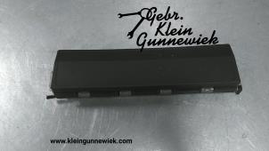 Used Knee airbag, right BMW 540 Price € 175,00 Margin scheme offered by Gebr.Klein Gunnewiek Ho.BV