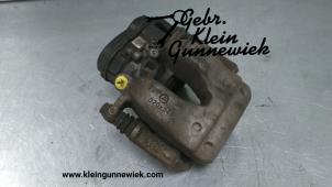 Used Rear brake calliper, right Mercedes E-Klasse Price € 95,00 Margin scheme offered by Gebr.Klein Gunnewiek Ho.BV