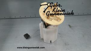 Używane Elektryczna pompa paliwa Mercedes E-Klasse Cena € 135,00 Procedura marży oferowane przez Gebr.Klein Gunnewiek Ho.BV