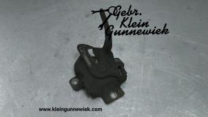 Used Bonnet lock mechanism Opel Agila Price € 25,00 Margin scheme offered by Gebr.Klein Gunnewiek Ho.BV