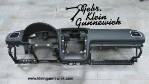 Used Dashboard Volkswagen Eos Price € 225,00 Margin scheme offered by Gebr.Klein Gunnewiek Ho.BV
