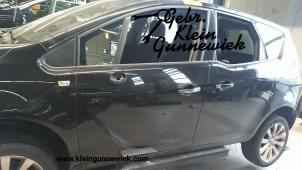 Usados Puerta de 4 puertas izquierda delante Opel Meriva Precio € 145,00 Norma de margen ofrecido por Gebr.Klein Gunnewiek Ho.BV