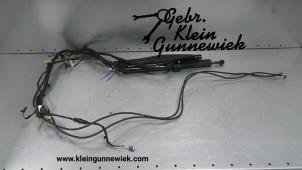 Usados Amortiguador de gas de capota Audi A5 Precio € 150,00 Norma de margen ofrecido por Gebr.Klein Gunnewiek Ho.BV