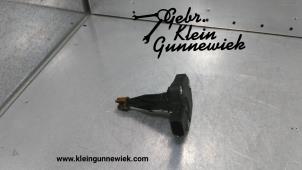 Używane Czujnik poziomu oleju BMW 520 Cena € 45,00 Procedura marży oferowane przez Gebr.Klein Gunnewiek Ho.BV