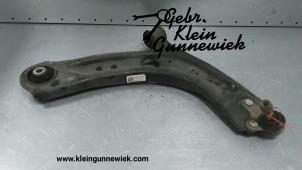 Used Front lower wishbone, right Volkswagen T-Roc Price € 55,00 Margin scheme offered by Gebr.Klein Gunnewiek Ho.BV