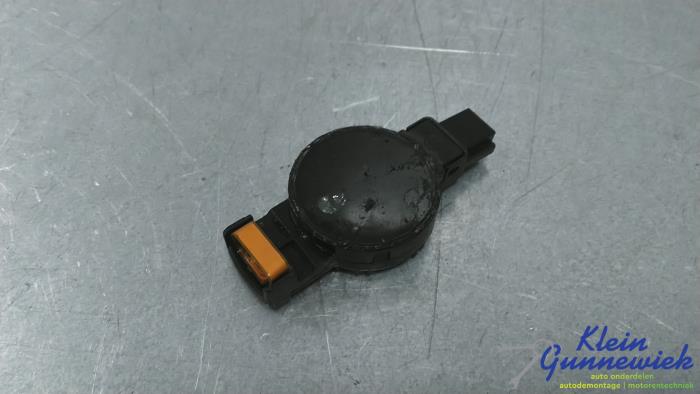 Begagnade Regnsensor BMW 5-Serie Pris € 62,00 Marginaltabell erbjuds av Klein Gunnewiek Autodemontage & Motorentechniek