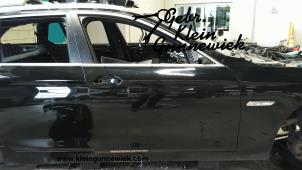 Used Front door 4-door, right BMW 5-Serie Price € 295,00 Margin scheme offered by Gebr.Klein Gunnewiek Ho.BV