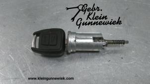 Gebrauchte Zündschloss + Schlüssel Opel Vectra Preis € 35,00 Margenregelung angeboten von Gebr.Klein Gunnewiek Ho.BV