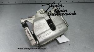 Used Front brake calliper, right Volkswagen T-Roc Price € 40,00 Margin scheme offered by Gebr.Klein Gunnewiek Ho.BV