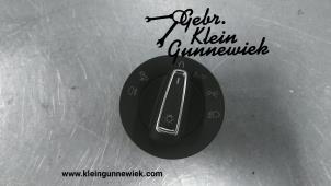 Usados Interruptor de luz Volkswagen T-Roc Precio € 50,00 Norma de margen ofrecido por Gebr.Klein Gunnewiek Ho.BV