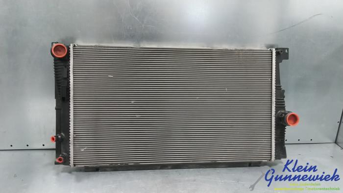 Usagé Radiateur BMW 5-Série Prix € 77,00 Règlement à la marge proposé par Klein Gunnewiek Autodemontage & Motorentechniek