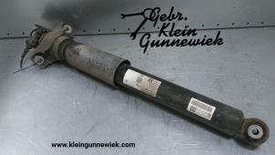 Used Rear shock absorber, left Audi Q7 Price € 185,00 Margin scheme offered by Gebr.Klein Gunnewiek Ho.BV