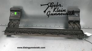 Usagé Support pare-chocs arrière centre Mercedes GLE-Klasse Prix € 25,00 Règlement à la marge proposé par Gebr.Klein Gunnewiek Ho.BV
