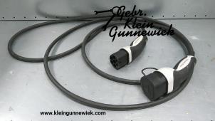 Usagé Câble de recharge électrique Mercedes GLE-Klasse Prix € 195,00 Règlement à la marge proposé par Gebr.Klein Gunnewiek Ho.BV