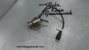 Used Adblue Injector Audi Q7 Price € 150,00 Margin scheme offered by Gebr.Klein Gunnewiek Ho.BV