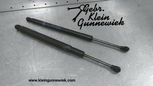 Used Bonnet gas strut, left Mercedes GLE-Klasse Price € 45,00 Margin scheme offered by Gebr.Klein Gunnewiek Ho.BV