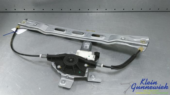 Usados Motor de ventanilla de puerta Ford Transit Precio € 59,00 Norma de margen ofrecido por Klein Gunnewiek Autodemontage & Motorentechniek