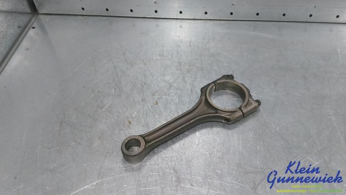 Usados Biela Audi A4 Precio € 59,00 Norma de margen ofrecido por Klein Gunnewiek Autodemontage & Motorentechniek
