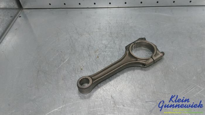 Usados Biela Audi A4 Precio € 59,00 Norma de margen ofrecido por Klein Gunnewiek Autodemontage & Motorentechniek