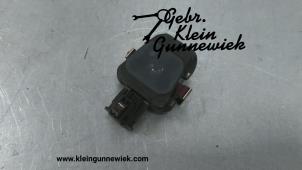 Used Rain sensor Mercedes EQC Price € 65,00 Margin scheme offered by Gebr.Klein Gunnewiek Ho.BV