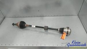Used Front drive shaft, right Volkswagen Tiguan Price € 215,00 Margin scheme offered by Klein Gunnewiek Autodemontage & Motorentechniek