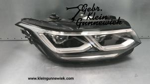 Usados Faro derecha Volkswagen Tiguan Precio € 595,00 Norma de margen ofrecido por Gebr.Klein Gunnewiek Ho.BV