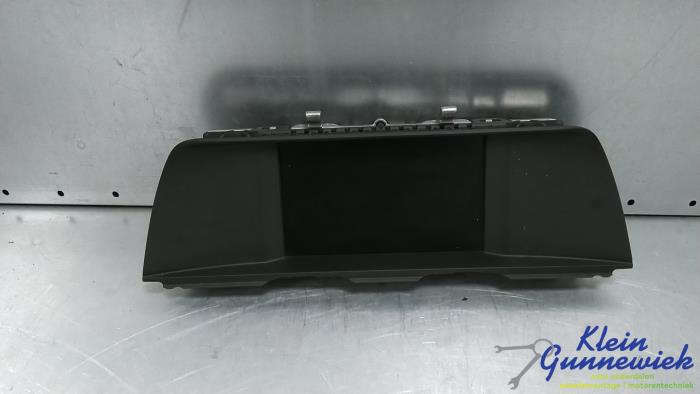Begagnade Innerdisplay BMW 5-Serie Pris € 595,00 Marginaltabell erbjuds av Klein Gunnewiek Autodemontage & Motorentechniek